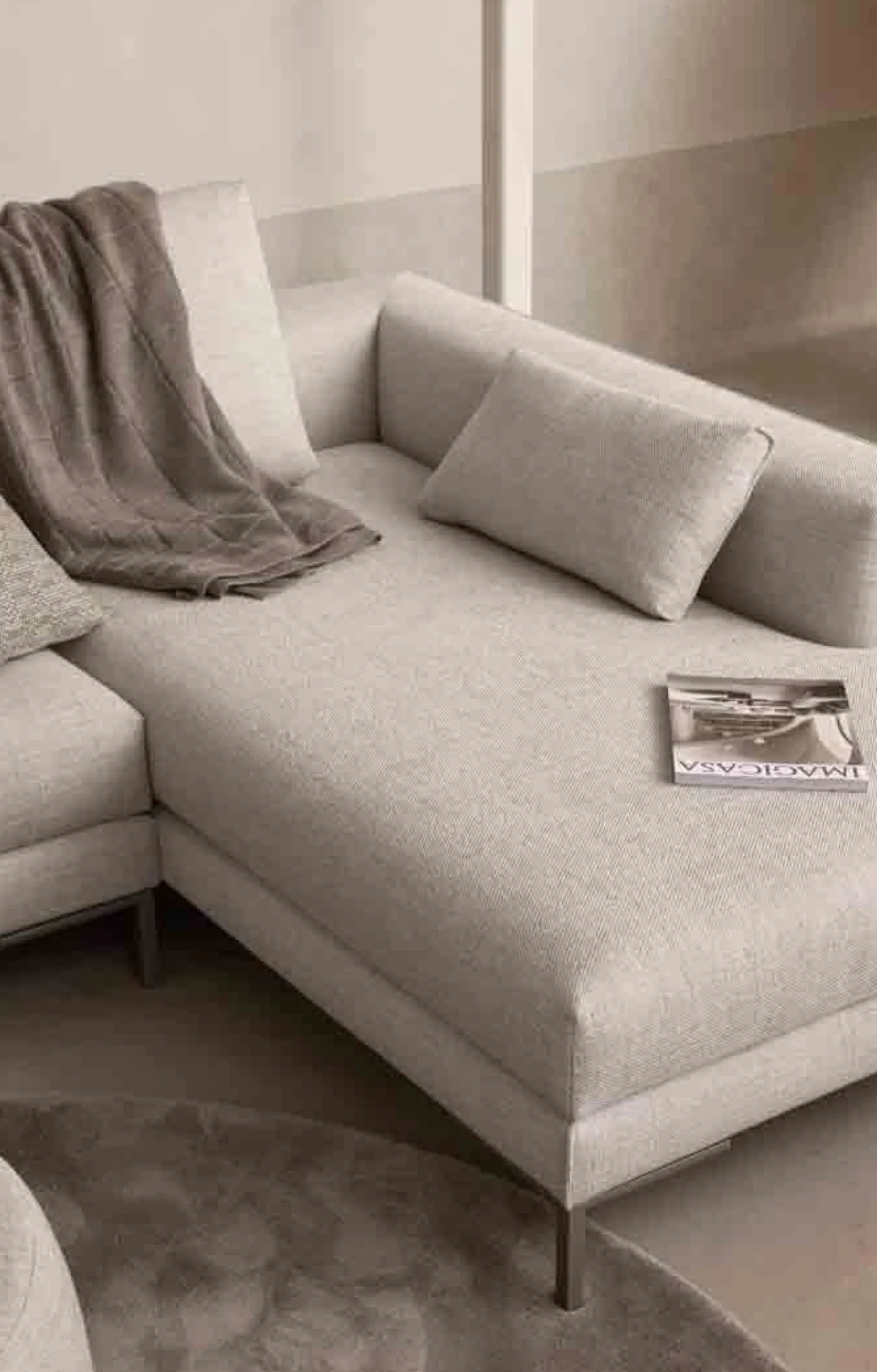 Hoekbanken-Design on Stock Aikon Lounge 24 Hoekbank Beige