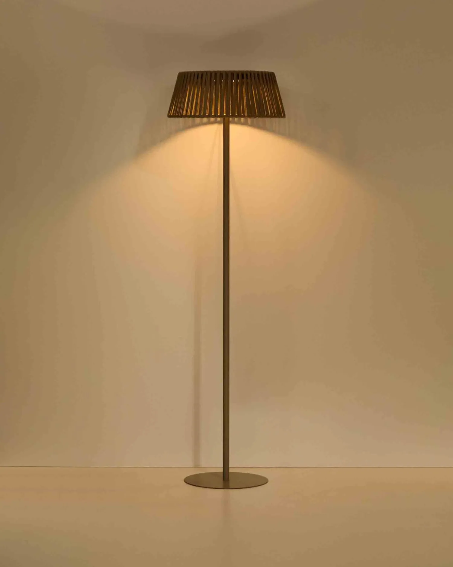 Vloerlampen|Vloerlampen-Kave Home Aldet Vloerlamp Beige
