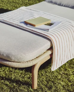 Tuinstoelen-Kave Home Alipa Outdoor Ligstoel Ecru