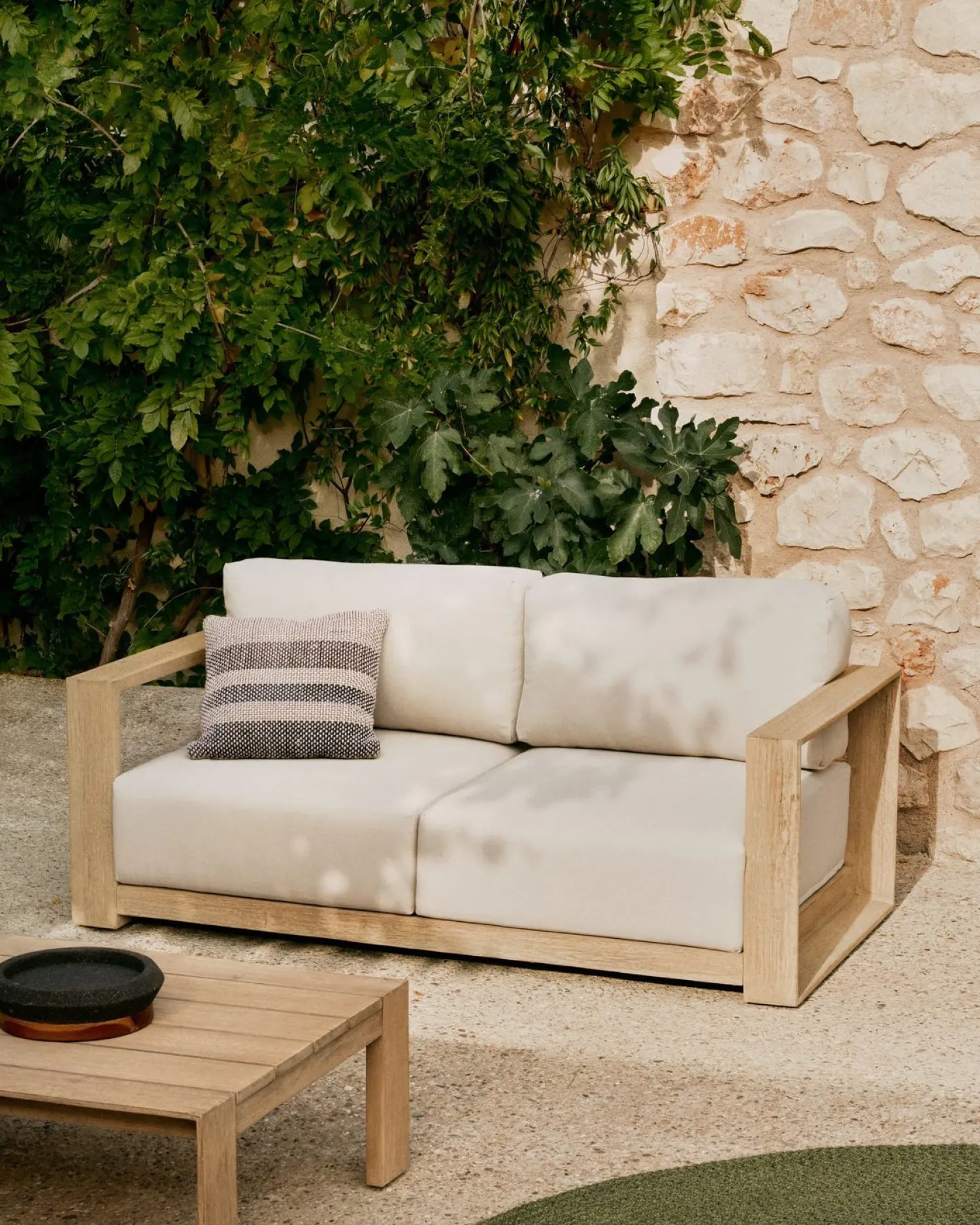 Tuinbanken|Zitbanken-Kave Home Ambra 2-Zitsbank Beige