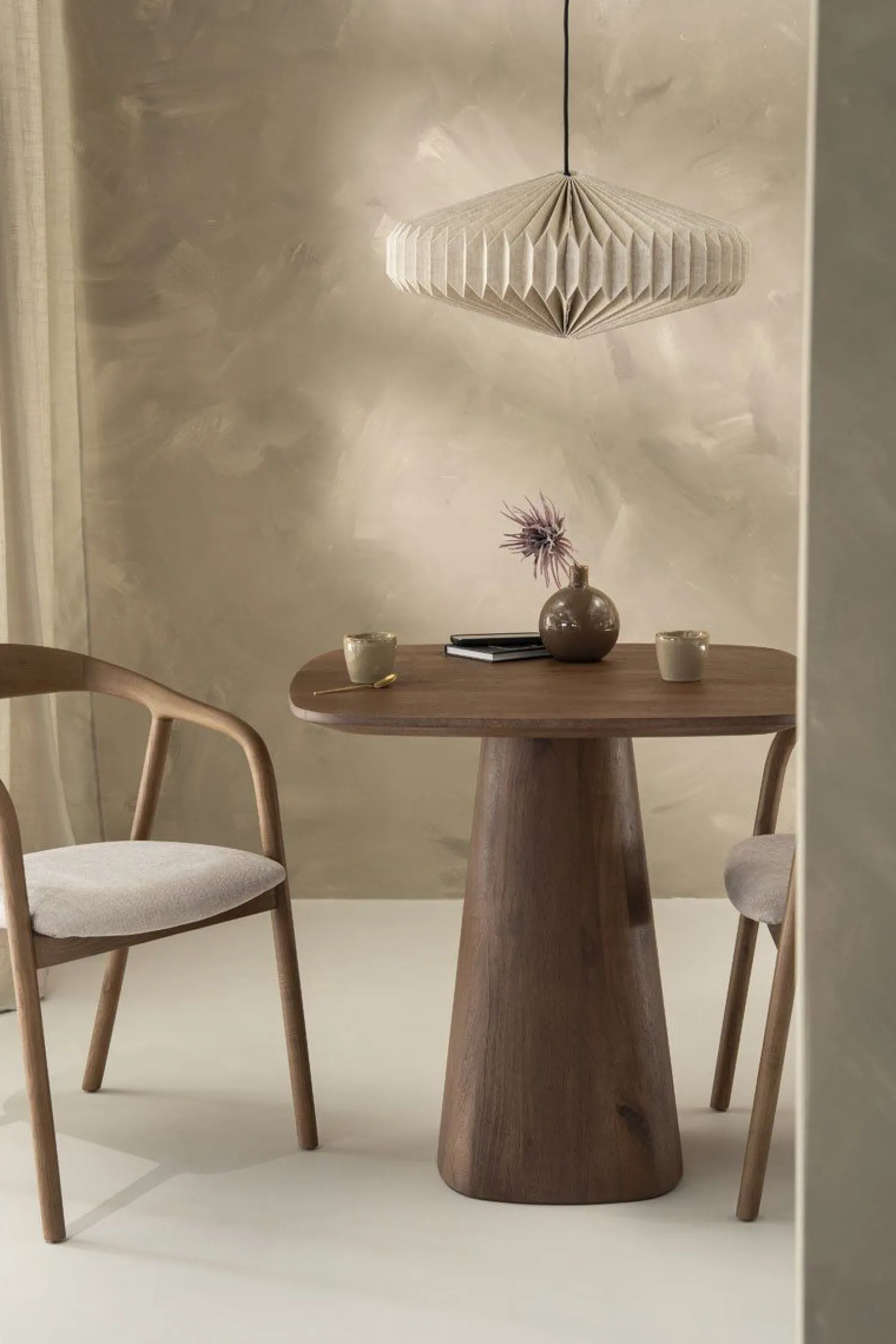 Houten Eettafels-Eleonora Aron Eettafel Lichtbruin