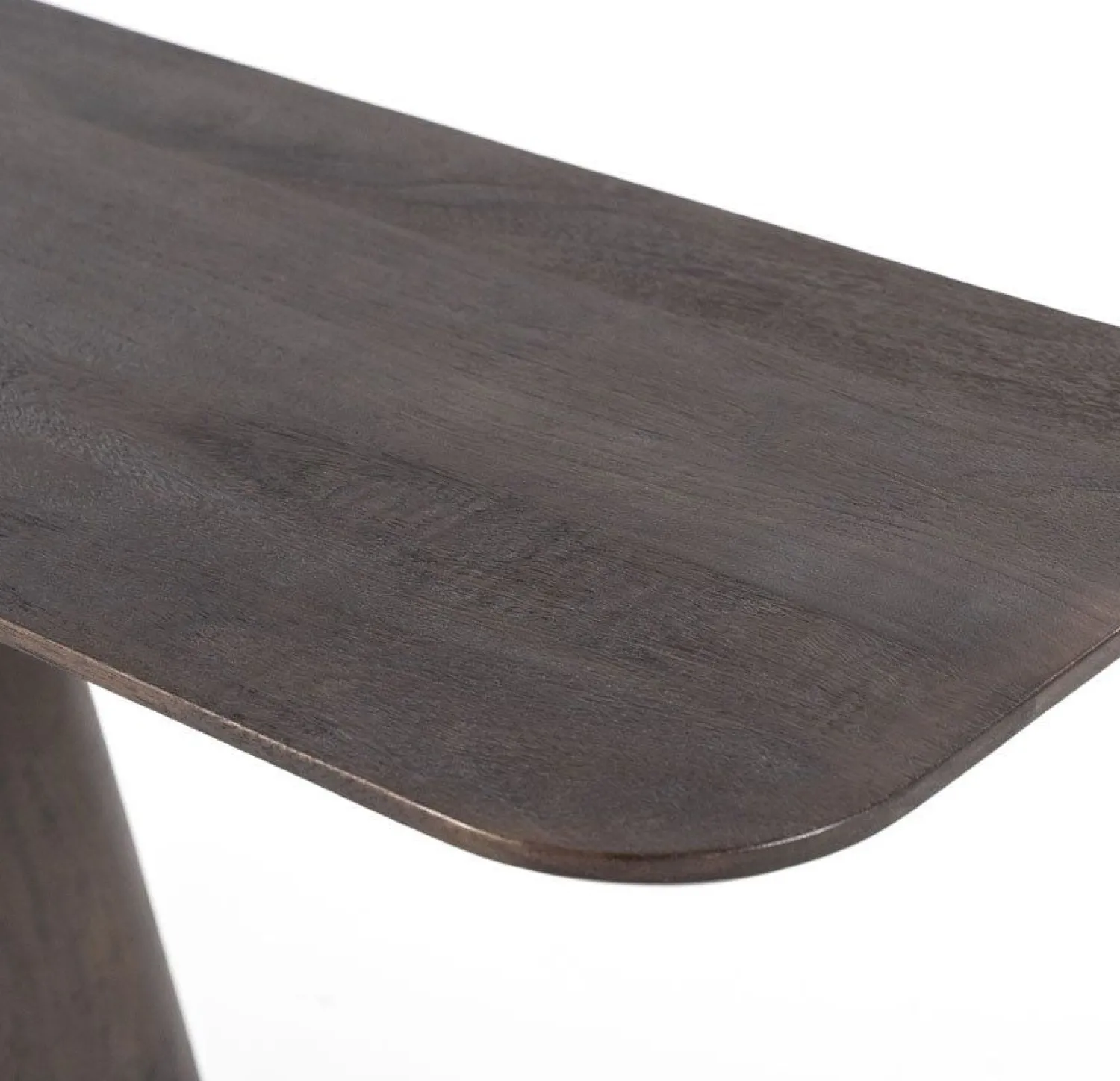Dressoirs-Eleonora Aron Wandtafel Bruin