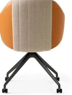 Design Stoelen|Eetkamerstoelen Met Wieltjes-Leolux Baani Eetkamerstoel Cognac