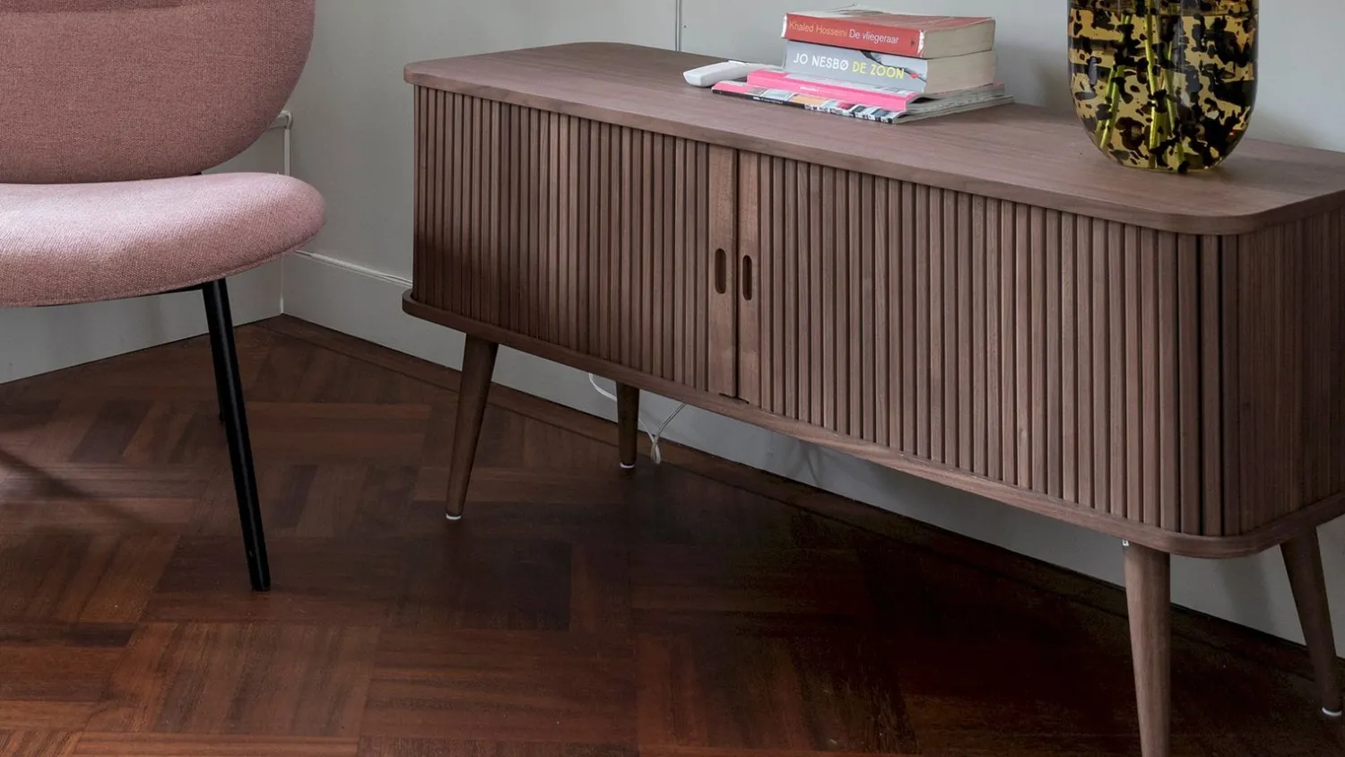 Dressoirs-Zuiver Barbier Dressoir Walnut