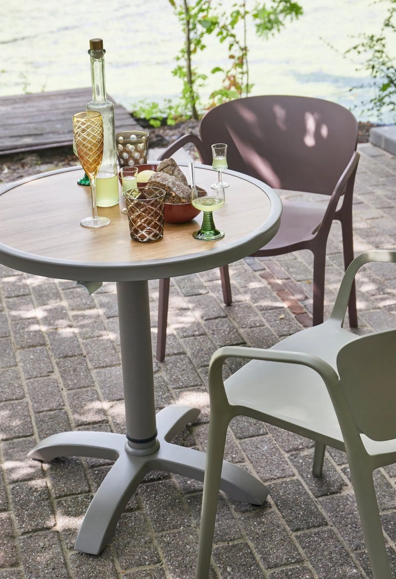 Tuinstoelen-WOOOD Bent Tuinstoel Purple, Brown