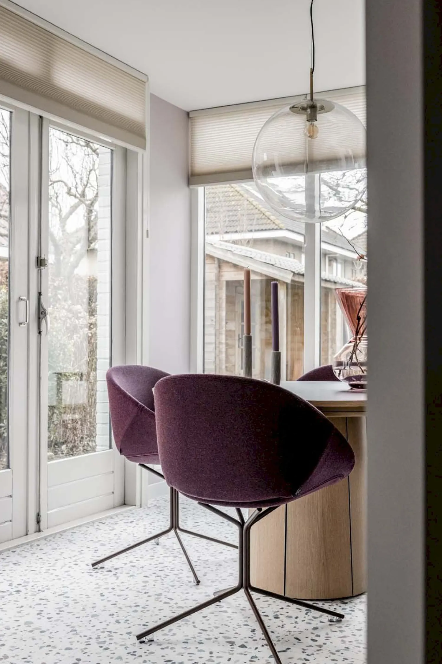 Design Stoelen|Eetkamerstoelen Zonder Armleuning-Artifort Beso Eetkamerstoel Brown