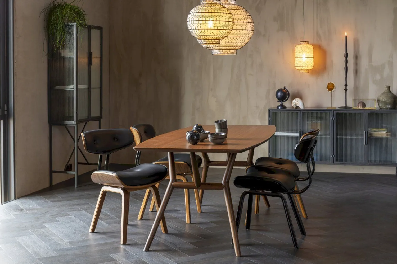 Eetkamerstoelen Zonder Armleuning-Dutchbone Blackwood Eetkamerstoel Walnut