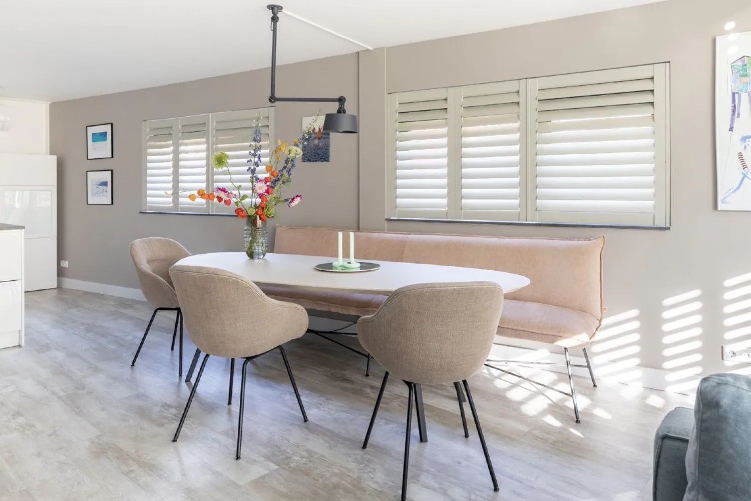 Houten Eettafels|Organische Eettafels-Studio HENK Blob Slim Co Eettafel Natural Light