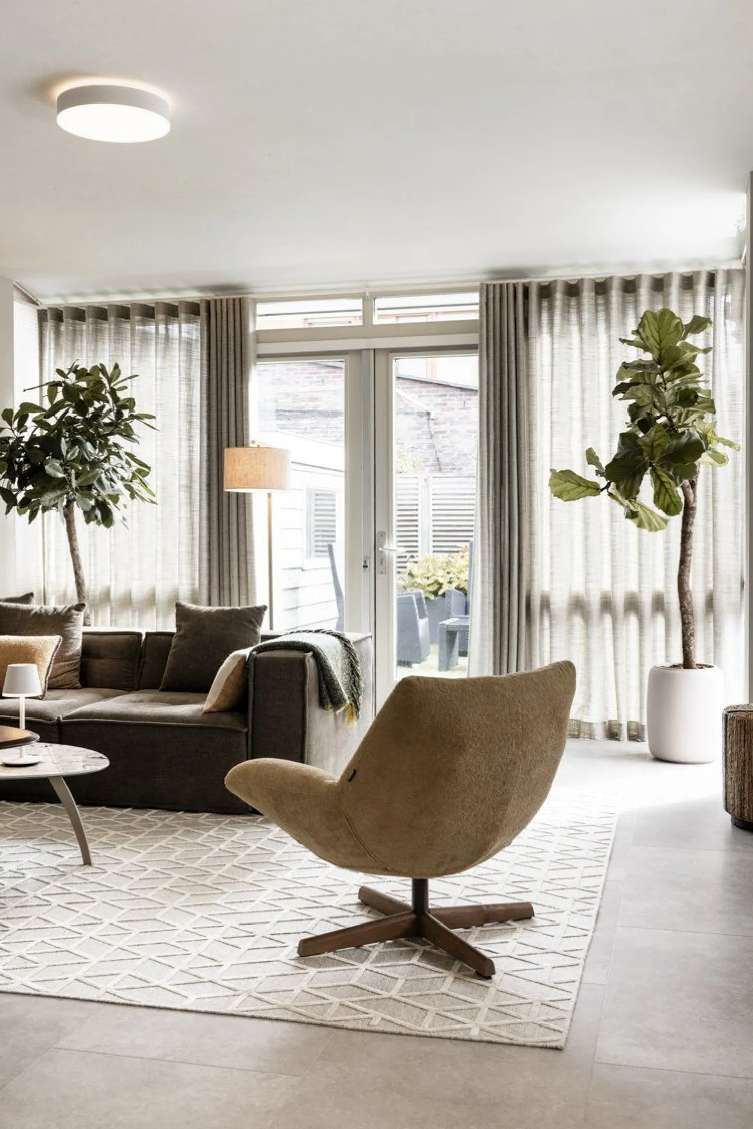 Moderne Vloerlampen|Vloerlampen-It's about RoMi Boston M Vloerlamp Sand, Light Linen