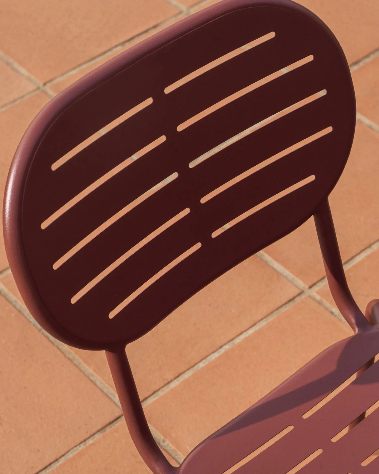 Tuinstoelen-Kave Home Brai Tuinstoel Donkerrood