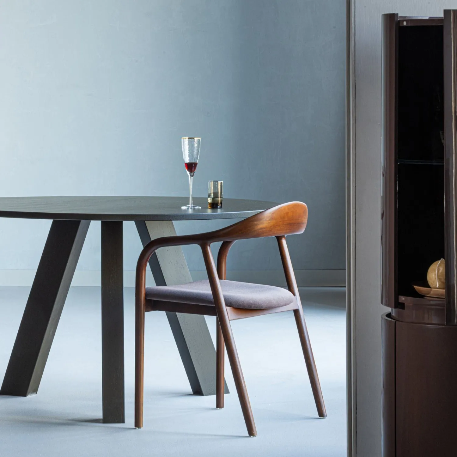 Eetkamerstoelen Met Armleuning-WOOOD Bran Eetkamerstoel Bruin