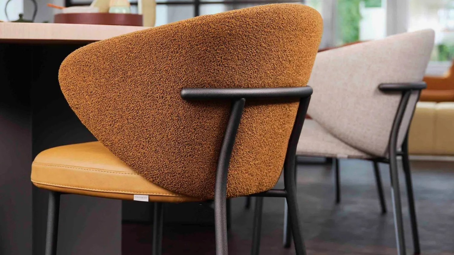 Design Stoelen|Kuipstoelen-Bert Plantagie Calix Four Eetkamerstoel Bronze