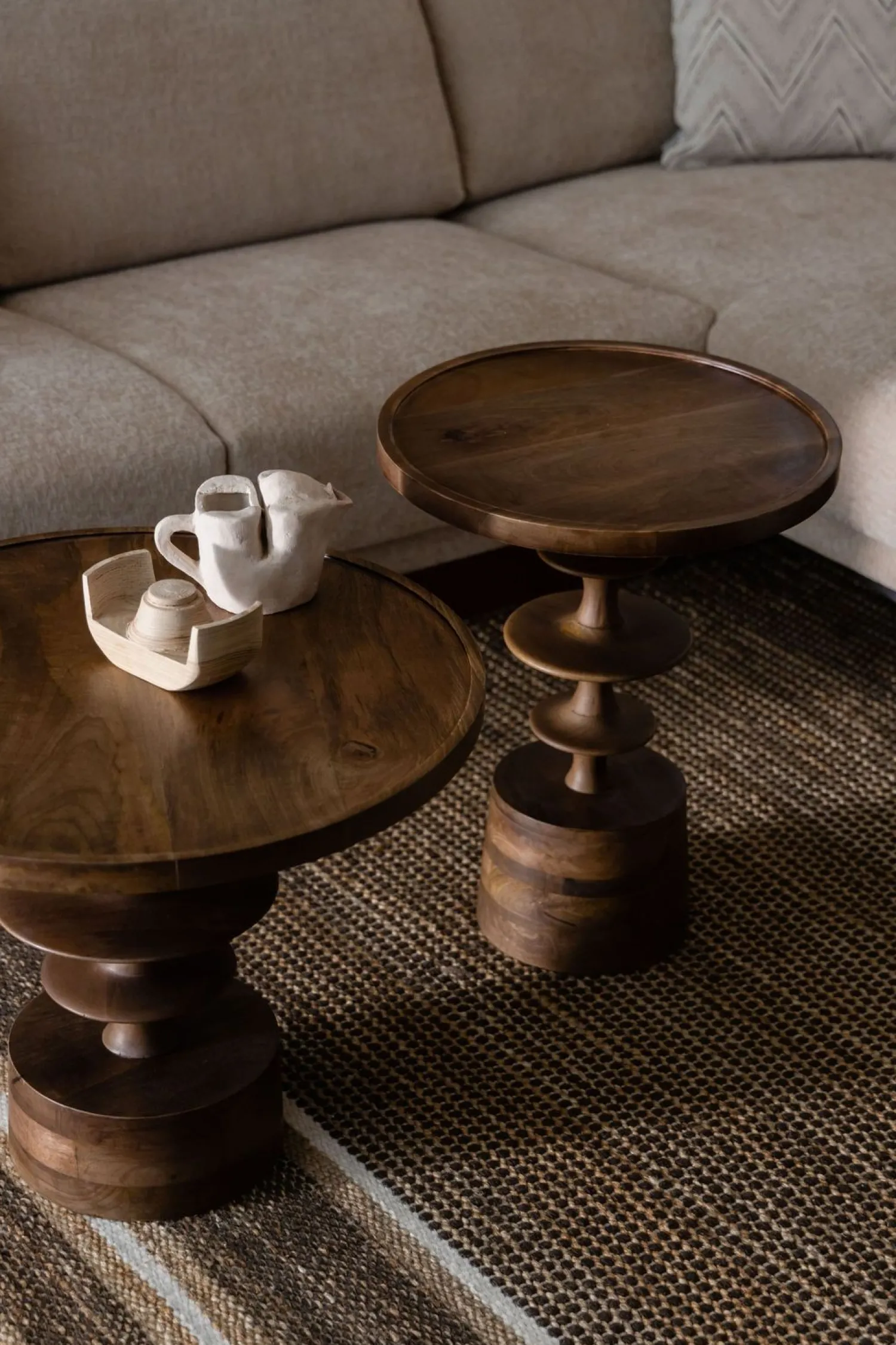 Houten Bijzettafels|Ronde Bijzettafels-Dutchbone Cath Bijzettafel Walnut