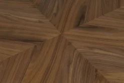 Houten Eettafels|Ronde Eettafels-Dutchbone Clover Rond Eettafel Bruin