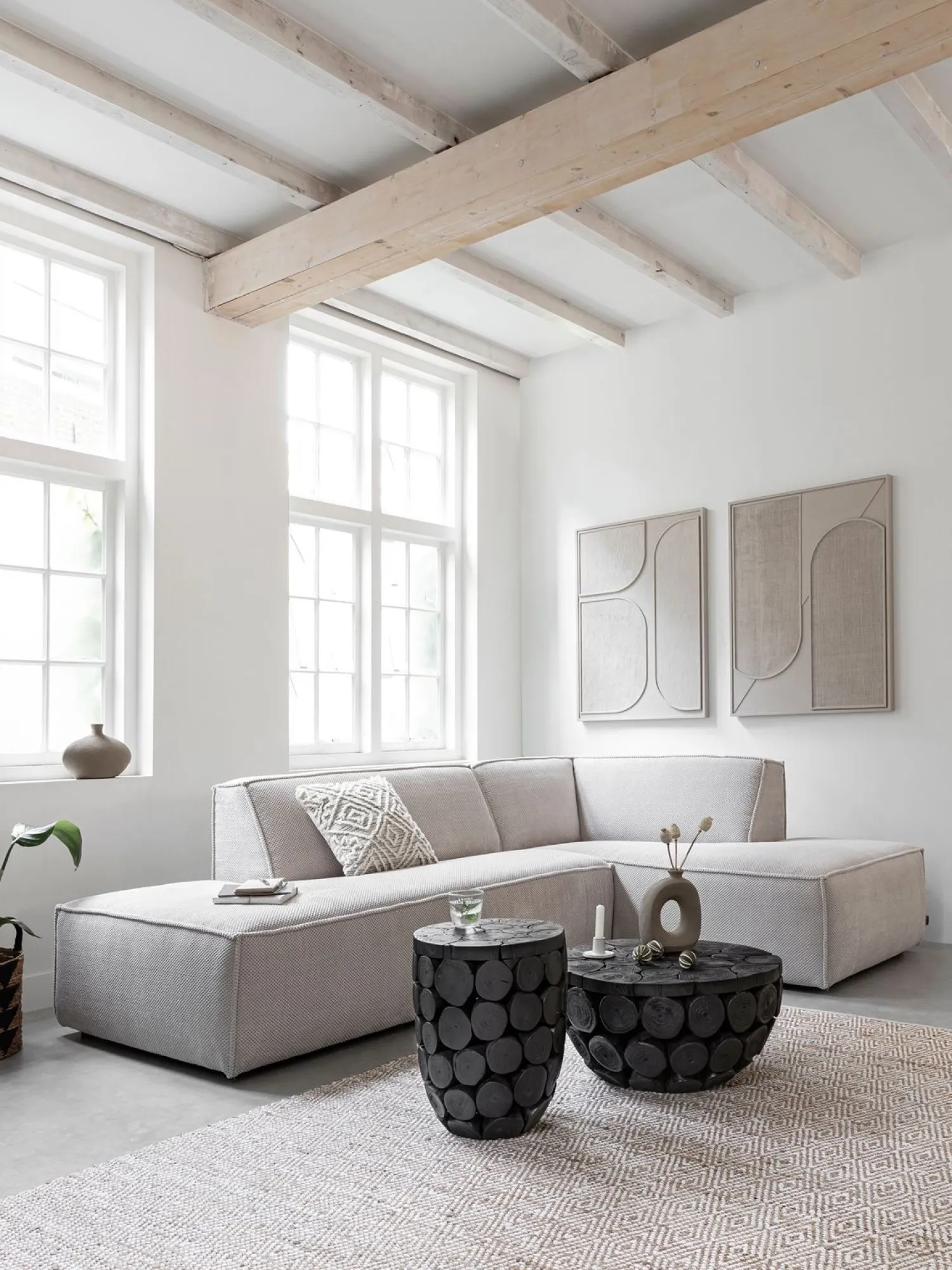 Houten Salontafels|Ronde Salontafels-MUST Living Cone Salontafel Zwart