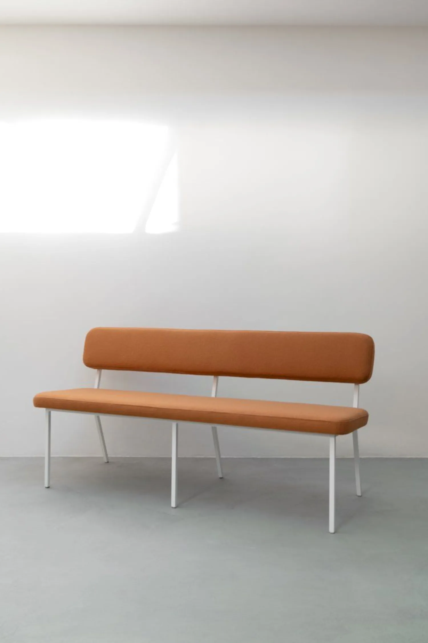 Stoffen Eetkamerbanken-Studio HENK Coode Eetkamerbank Beige