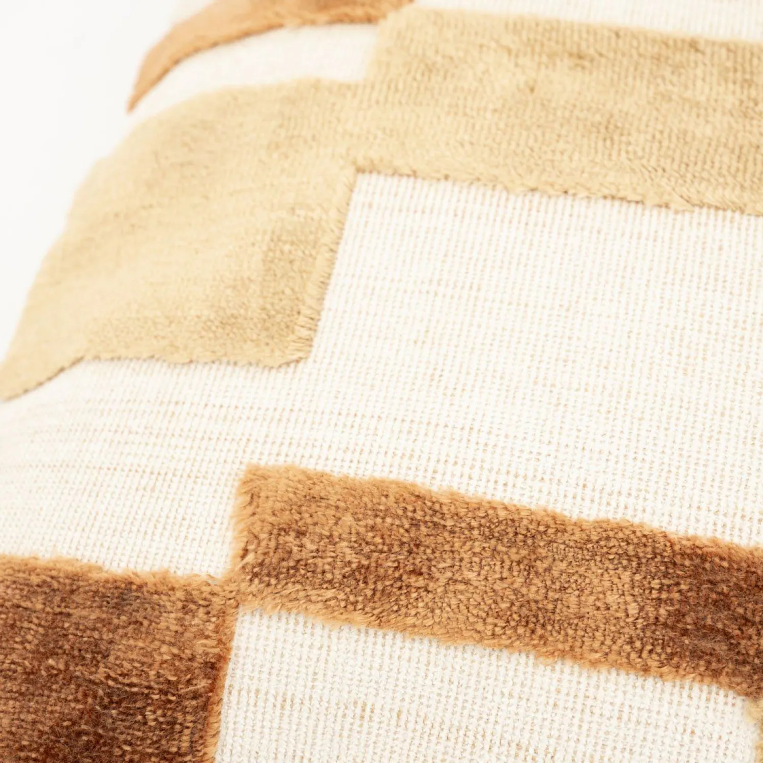 Poefjes & Krukjes|Sierkussens & Plaids-By Boo Cubba Kussen Gold