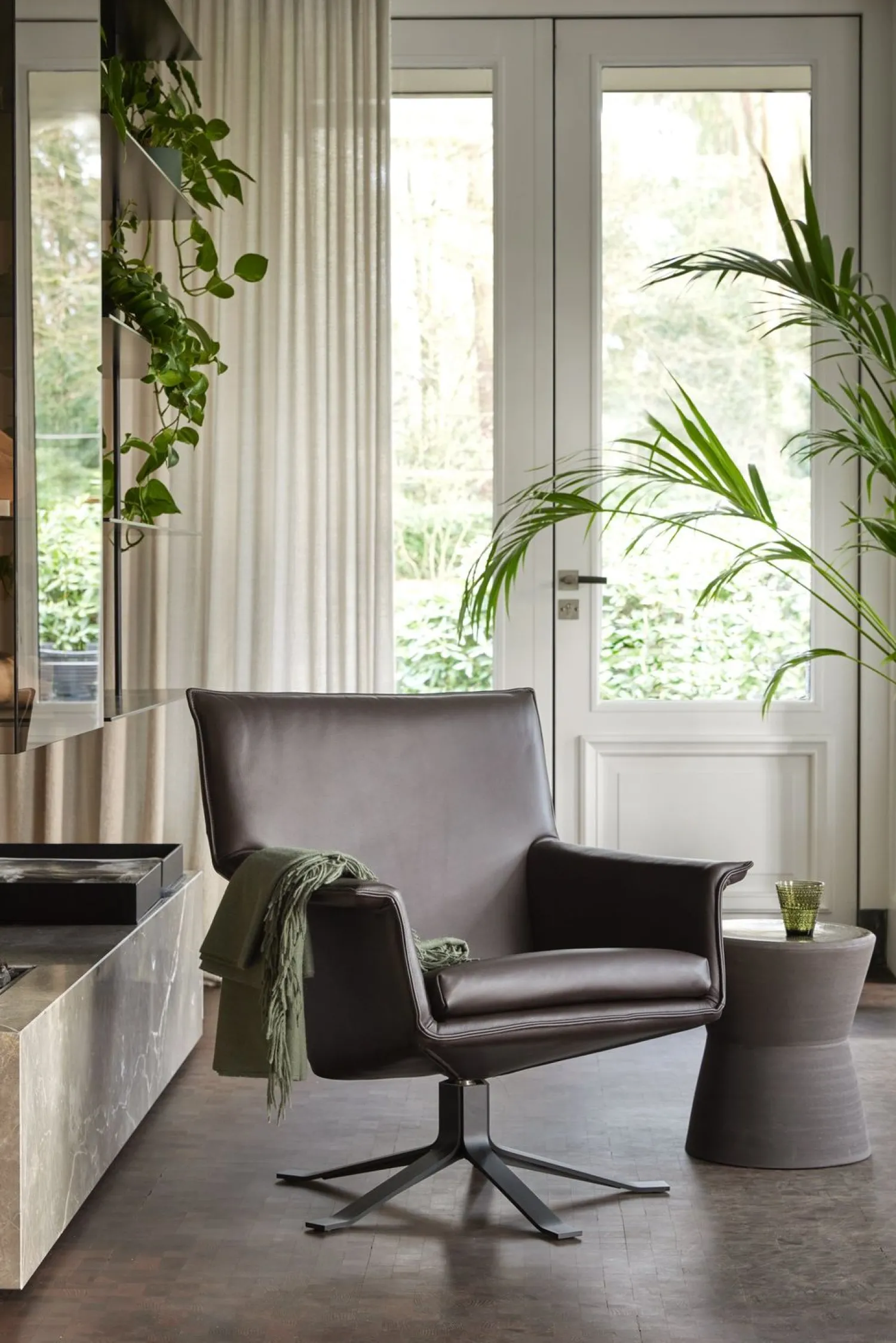Design Fauteuils|Draaifauteuils-Design on Stock Djenne Draaifauteuil
