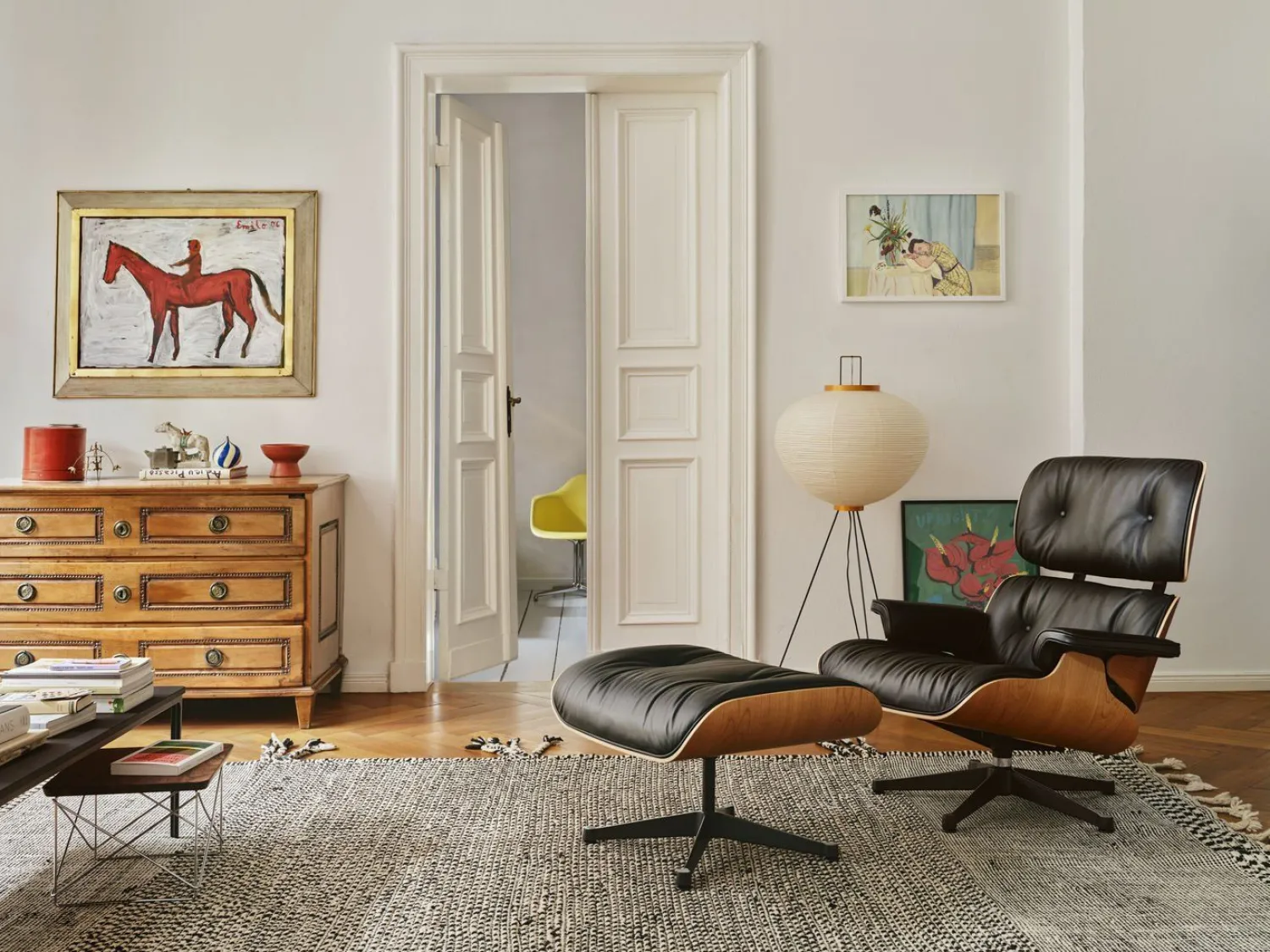 Relaxfauteuils|Leren Fauteuils-Vitra Eames Lounge Chair & Hocker Nero, Naturel