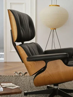 Relaxfauteuils|Leren Fauteuils-Vitra Eames Lounge Chair & Hocker Nero, Naturel