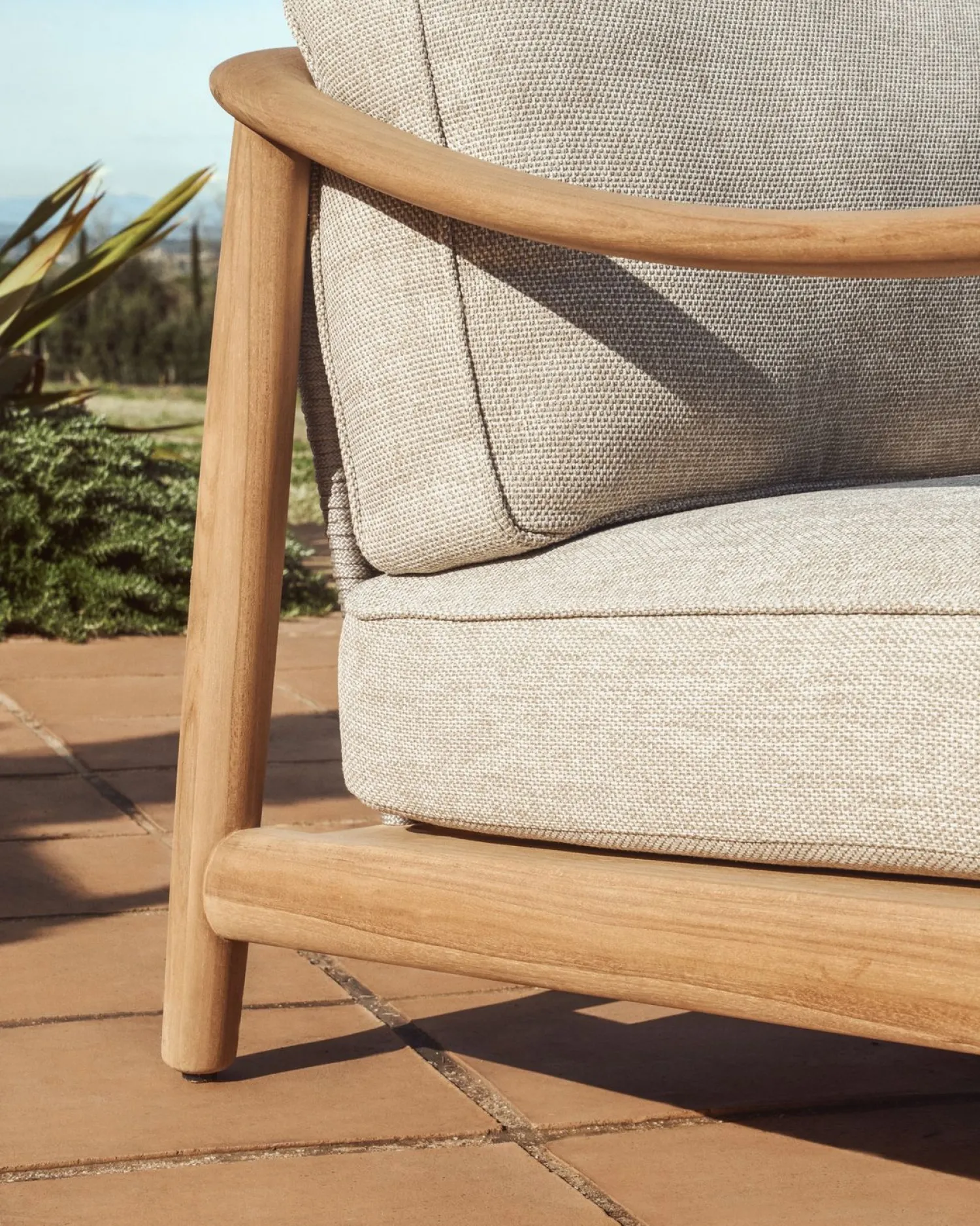 Tuinstoelen-Kave Home Elunda Outdoor Fauteuil Naturel