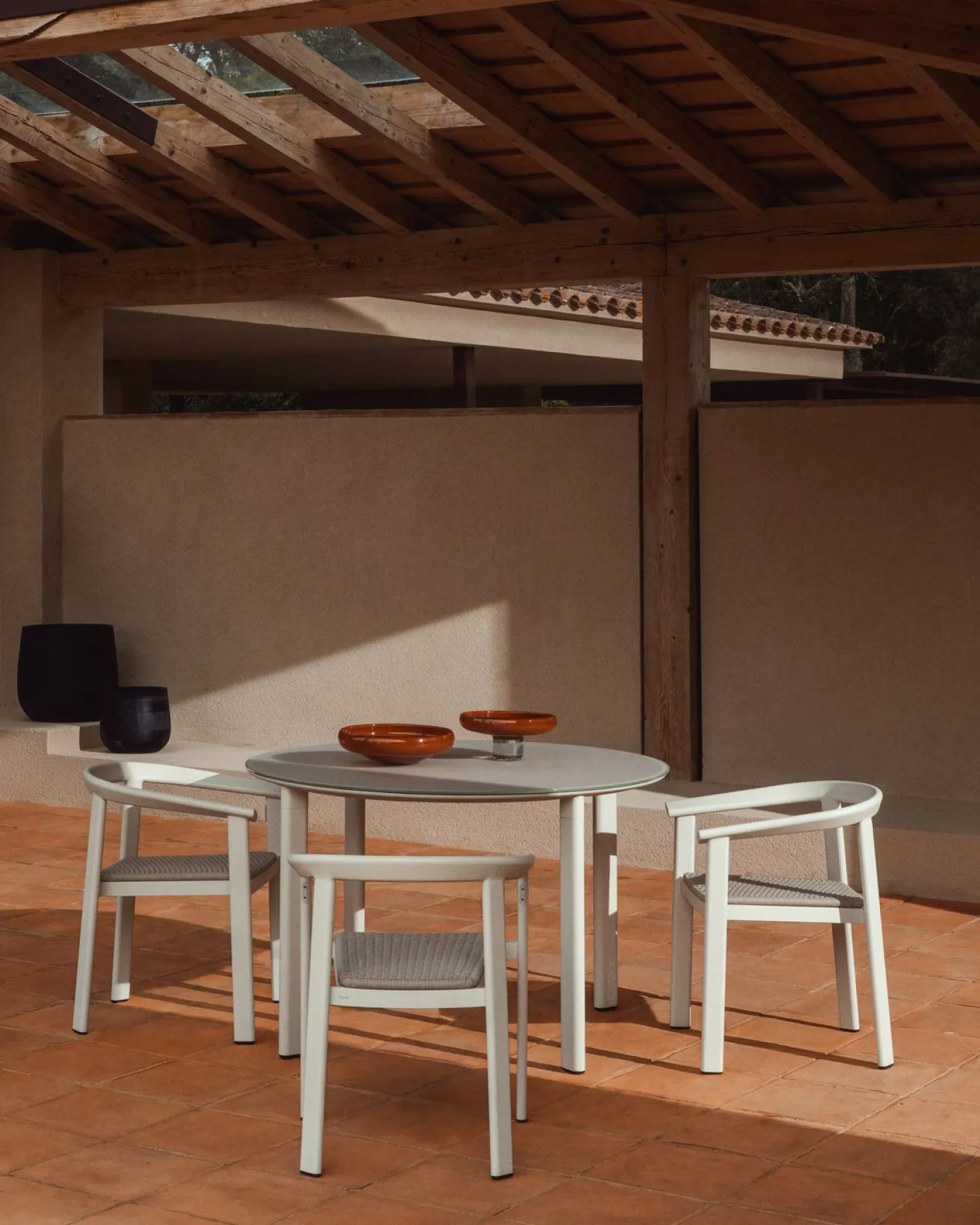 Tuintafels-Kave Home Erice Ronde Tuintafel Ecru