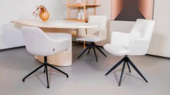 Eetkamerstoelen Met Armleuning-Eijerkamp Collectie Etan Armstoel Beige