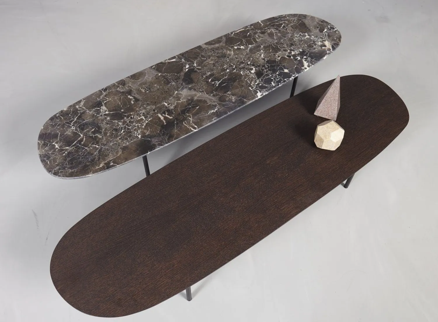 Houten Salontafels|Ovale Salontafels-Eijerkamp Collectie Fender Salontafel Smoked Brown