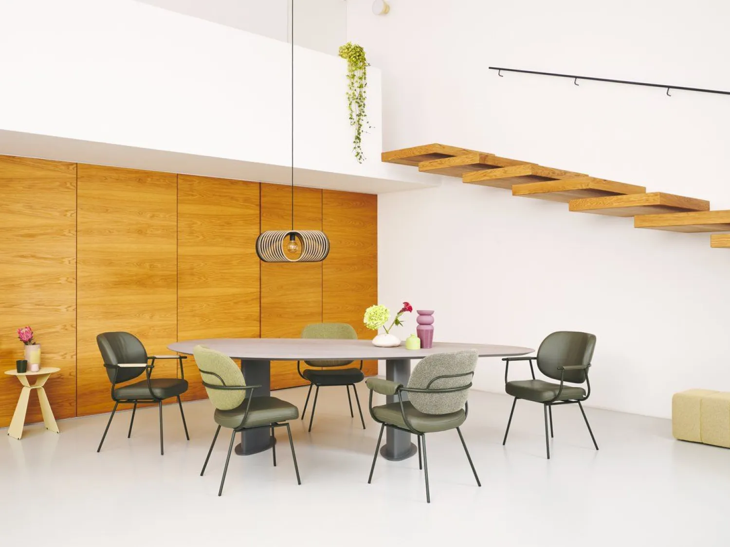 Design Stoelen|Eetkamerstoelen Met Armleuning-Bert Plantagie Flip Armstoel Groen