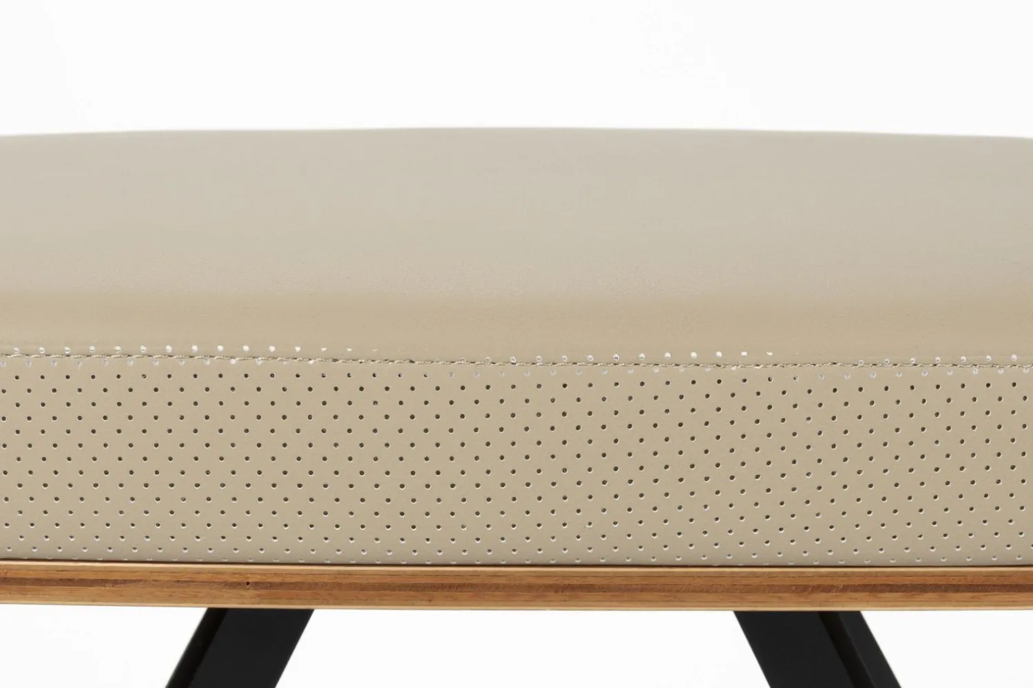 Hockers|Poefs-Zuiver Frie Hocker Beige