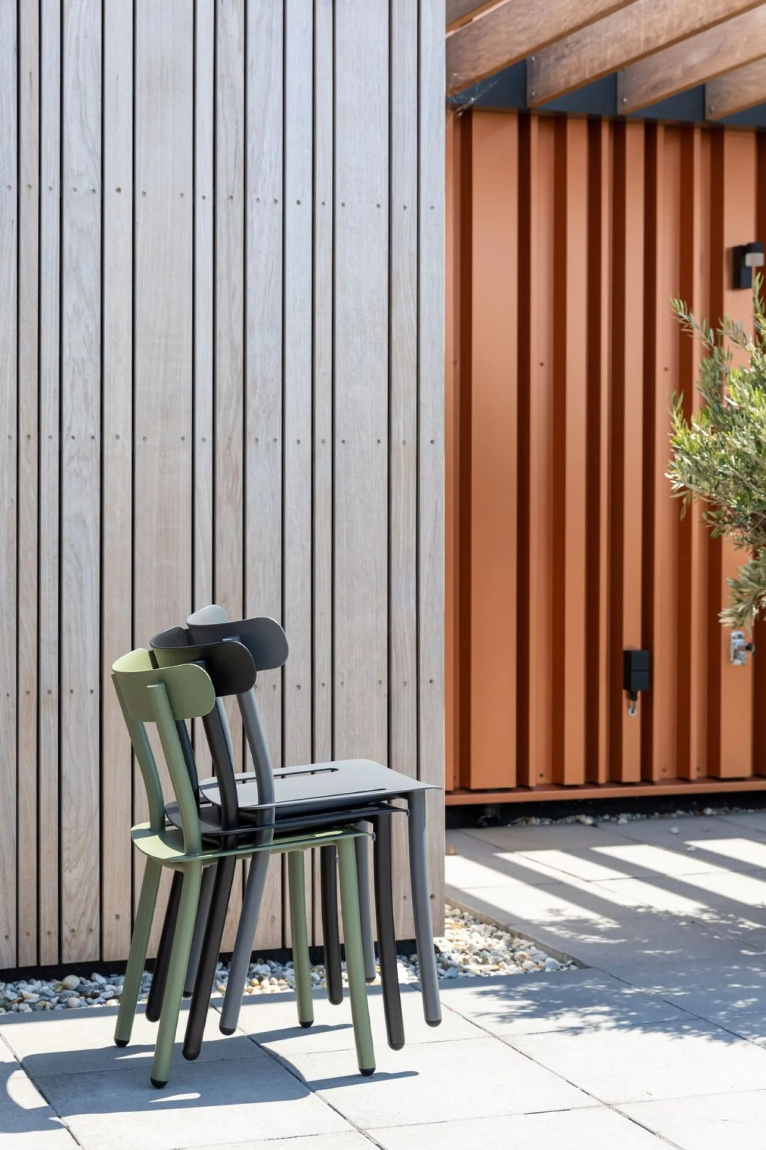 Tuinstoelen-Zuiver Garden (set van 2) Tuinstoel Zwart