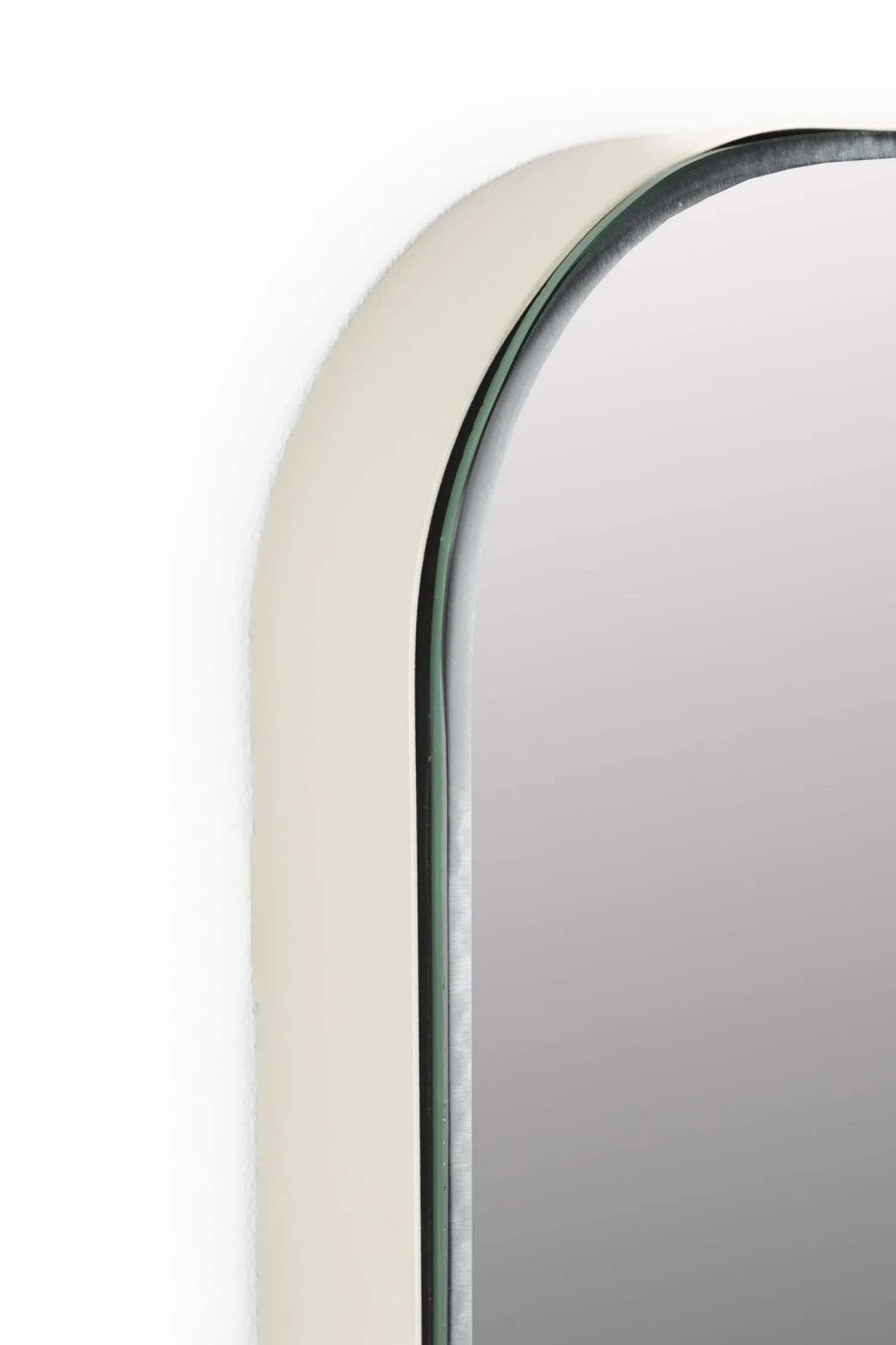 Spiegels-Zuiver Glamour Spiegel Beige