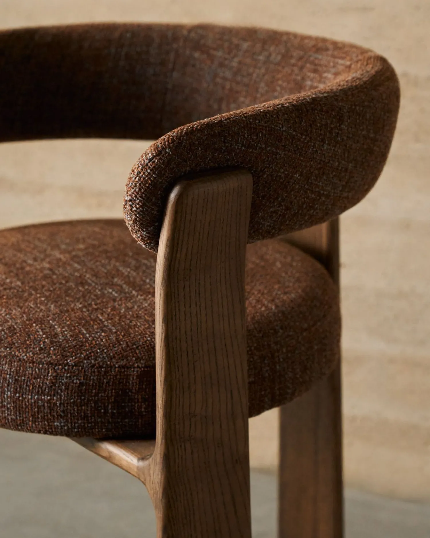 Design Stoelen-Kave Home Granite Armstoel Bruin