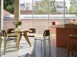 Houten Eettafels|Ronde Eettafels-Vitra Gueridon Eettafel Naturel