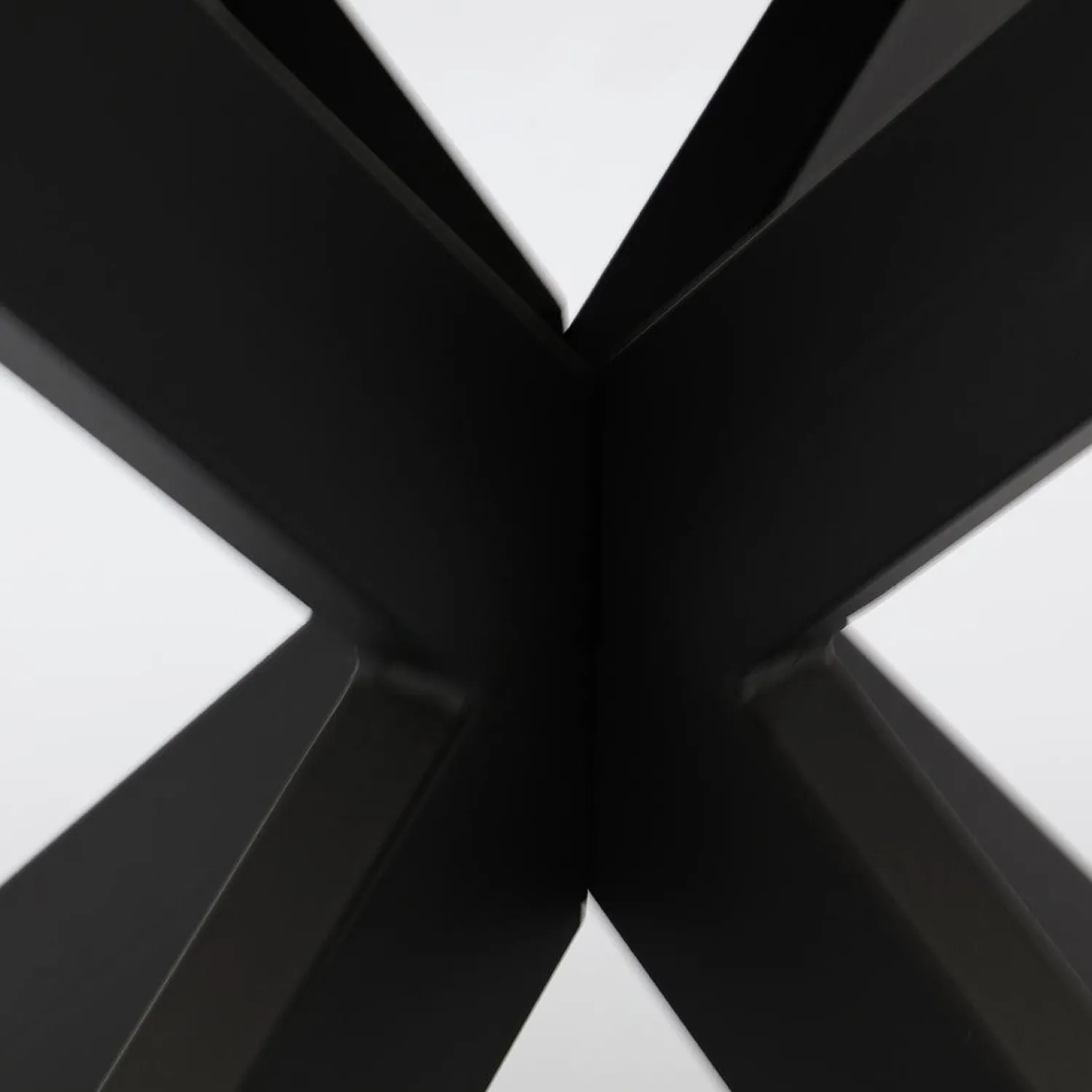 Houten Eettafels|Ronde Eettafels-Trendhopper Haiko Rond Eettafel Black Sky