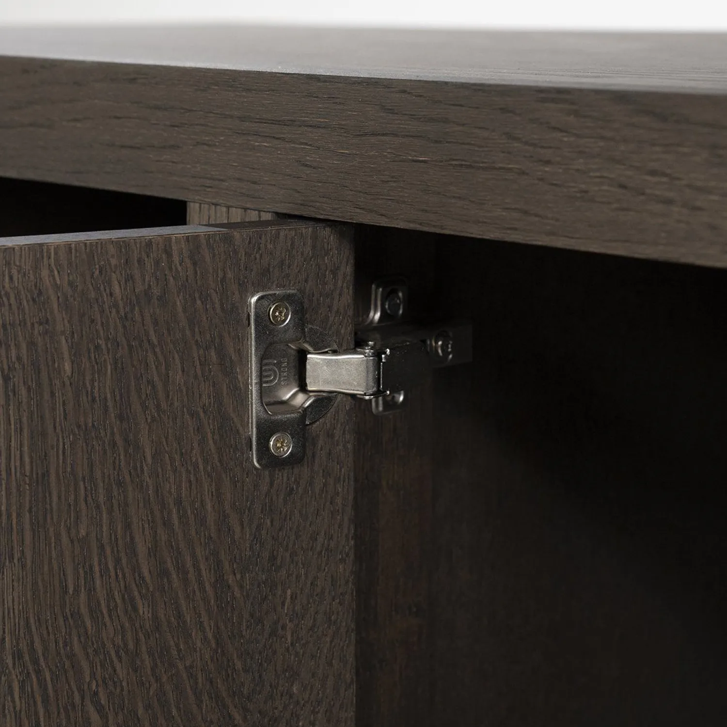 Dressoirs-Eleonora Helsinki Dressoir Bruin