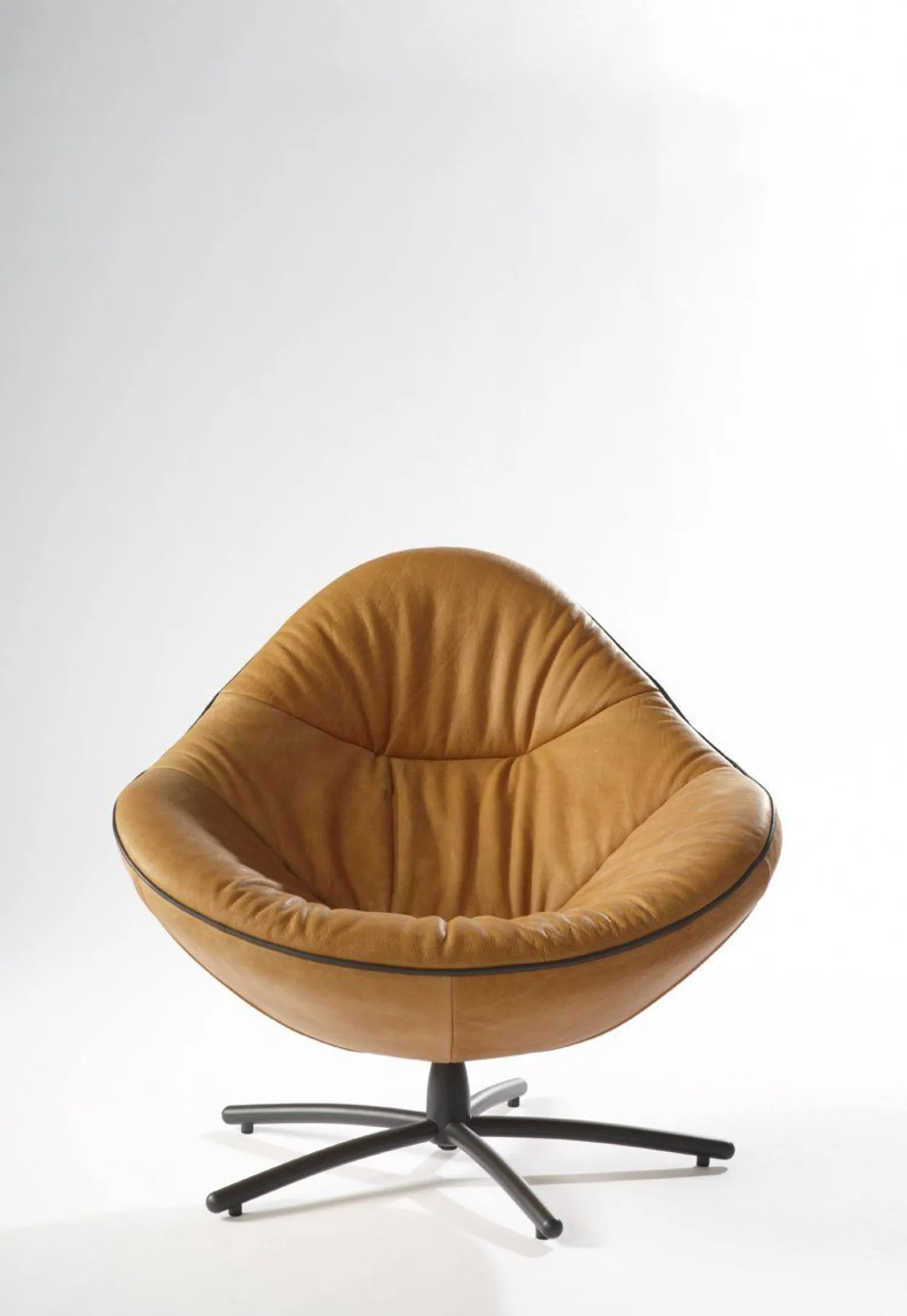 Ronde Fauteuils|Draaifauteuils-LABEL Vandenberg Hidde Soft Fauteuil Bruin