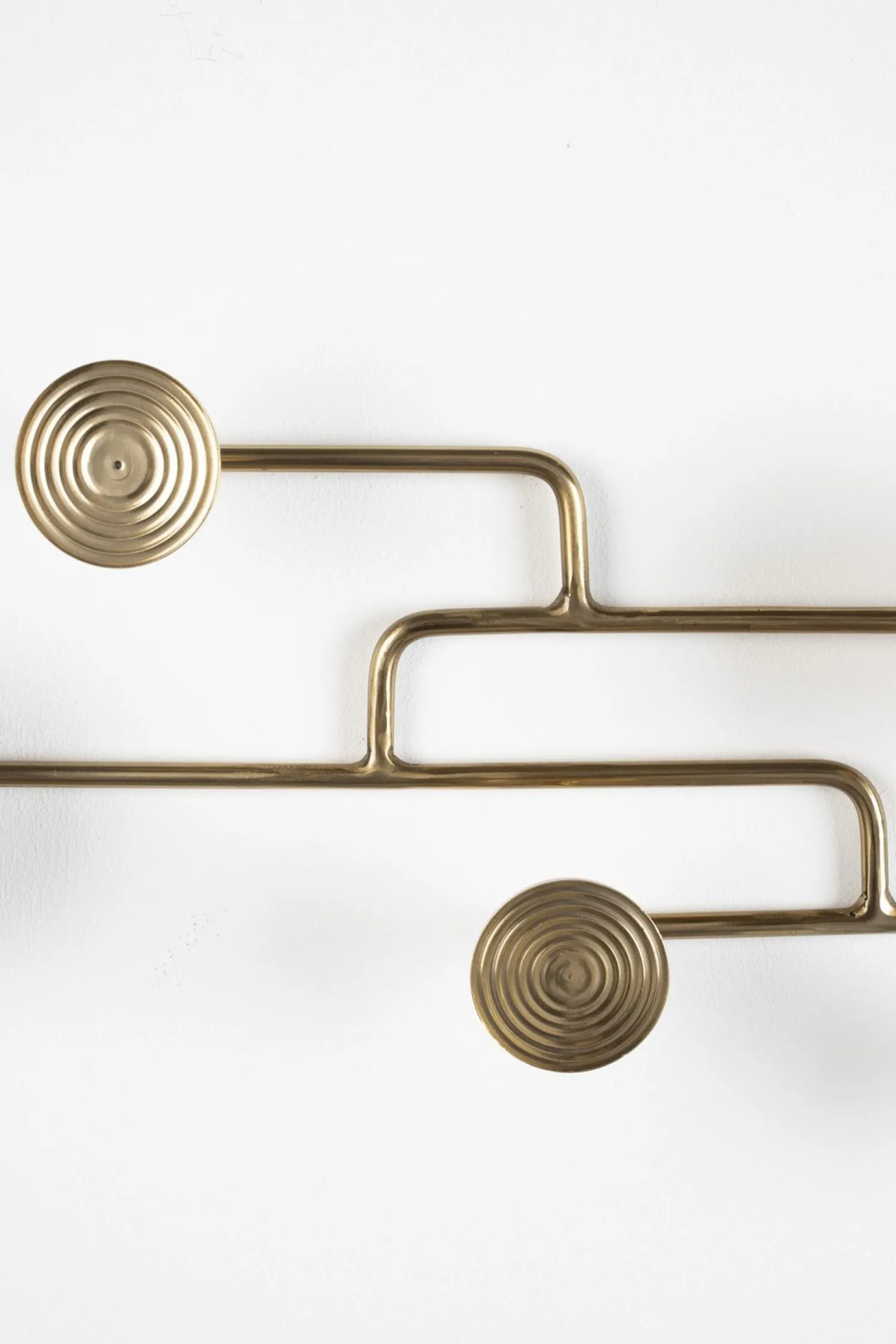 Kapstokken-Bold Monkey Hypnotising Kapstok Brass