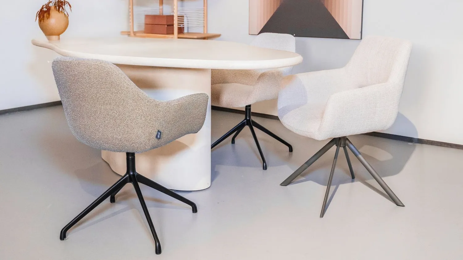 Eetkamerstoelen Met Armleuning-Eijerkamp Collectie Ids Eetkamerstoel Beige