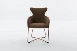 Design Stoelen|Draaibare Eetkamerstoelen-Bert Plantagie Iuno Armstoel Kurkuma