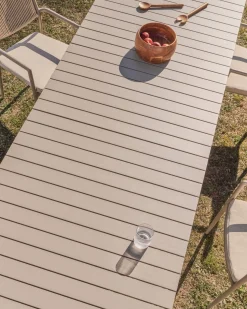 Tuintafels-Kave Home Izola Uitschuifbare Tuintafel Beige
