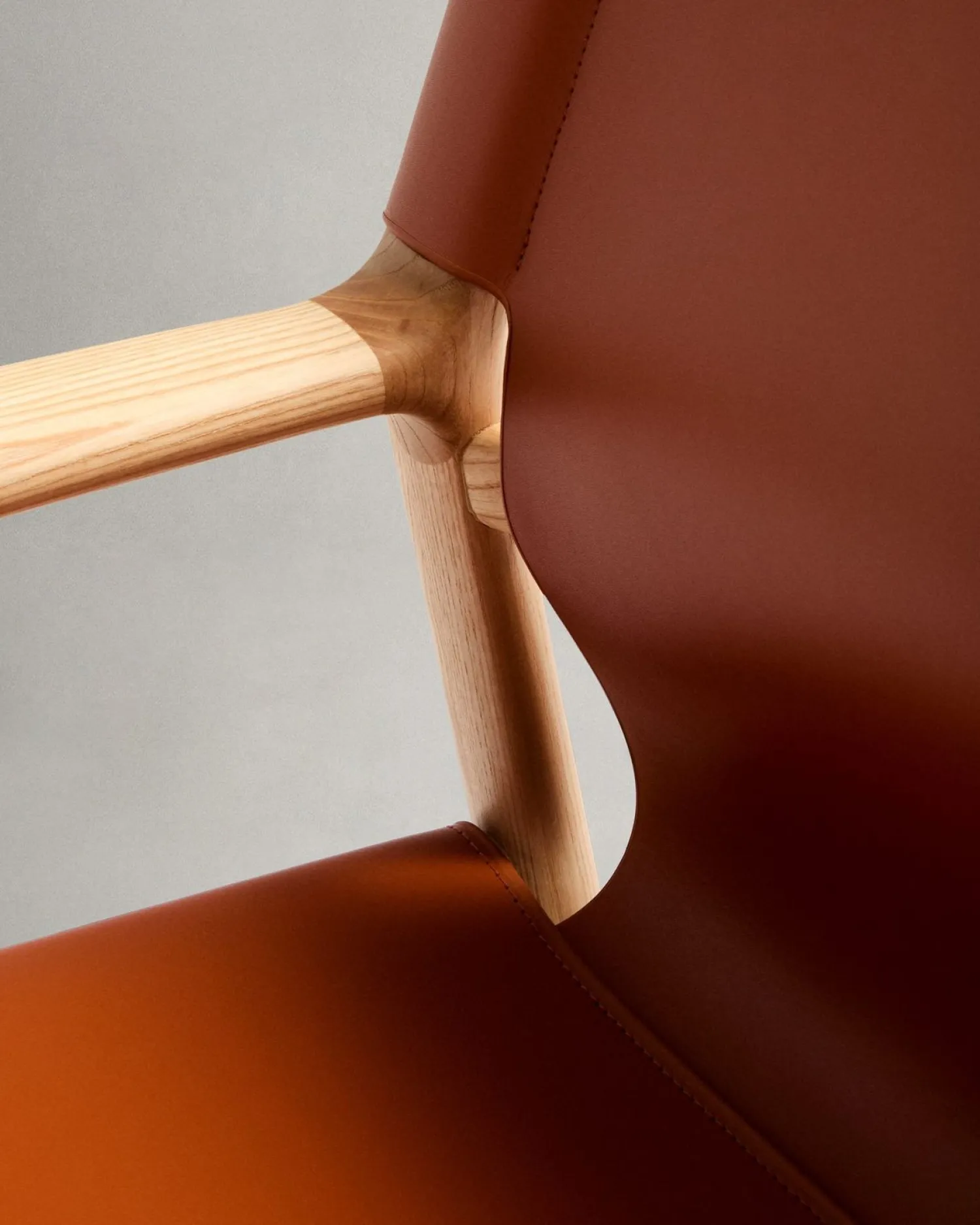 Leren Fauteuils-Kave Home Jan Fauteuil Lichtbruin