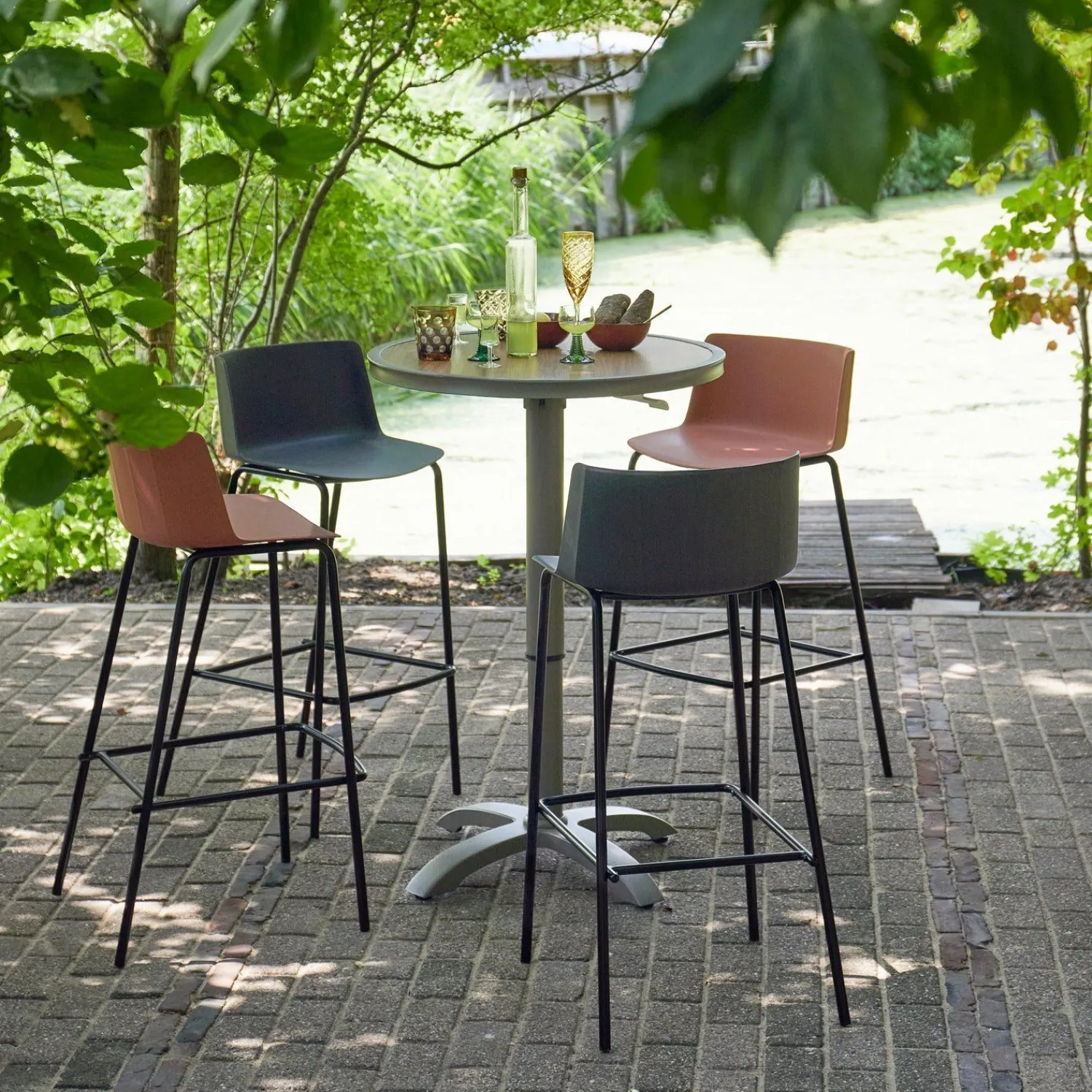 Ronde Bartafels-WOOOD Jeppe Bartafel Brown, Grey