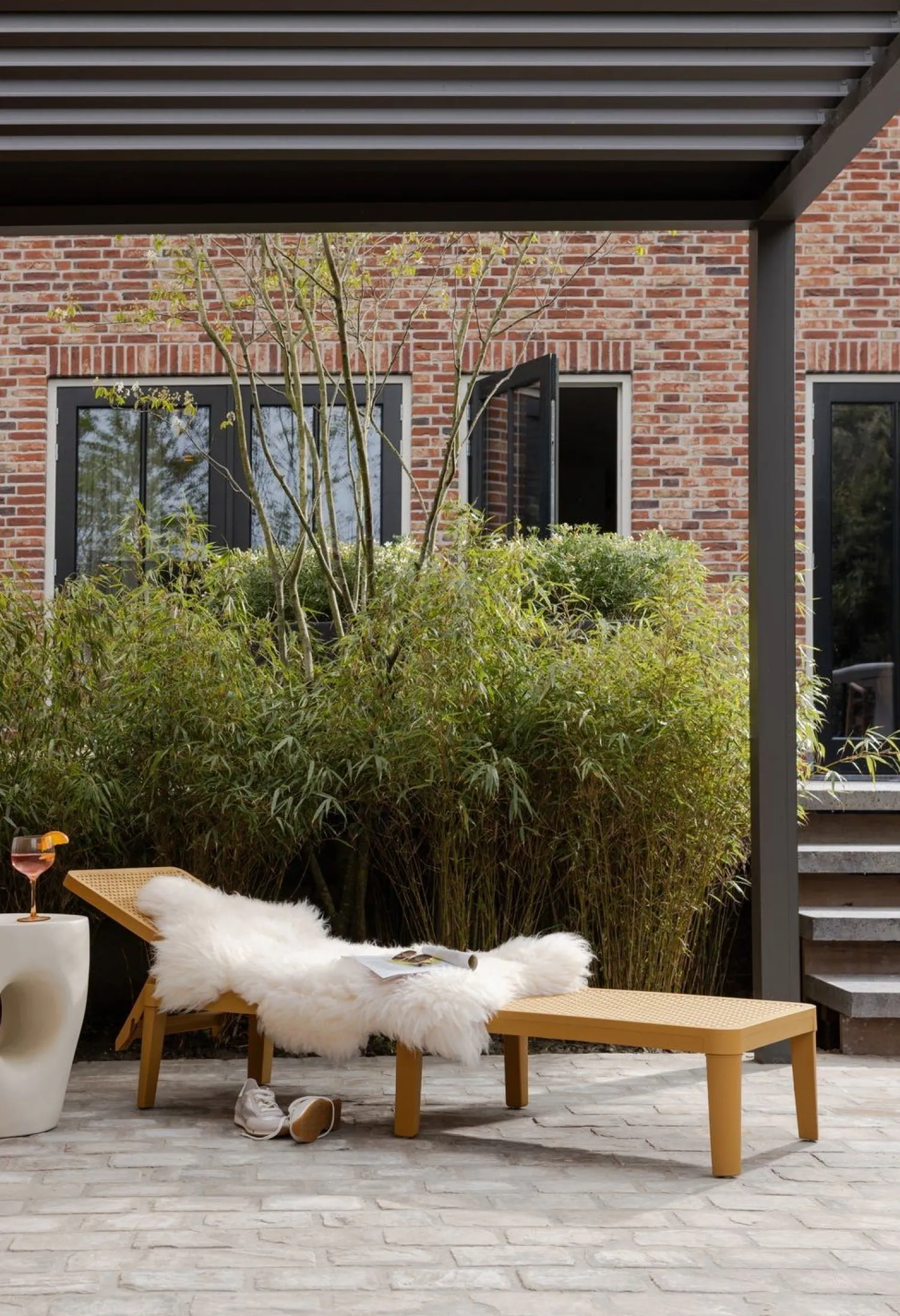 Tuinstoelen-WOOOD Jinte Ligbed Geel