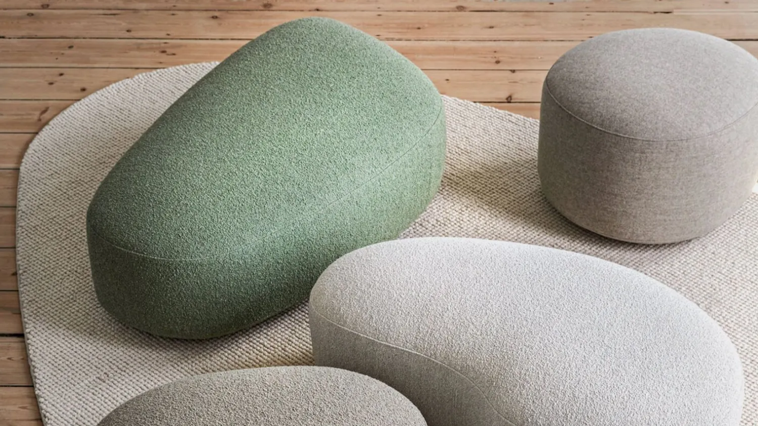 Poefjes & Krukjes|Hockers-EYYE Kivi Pebble Poef Powder