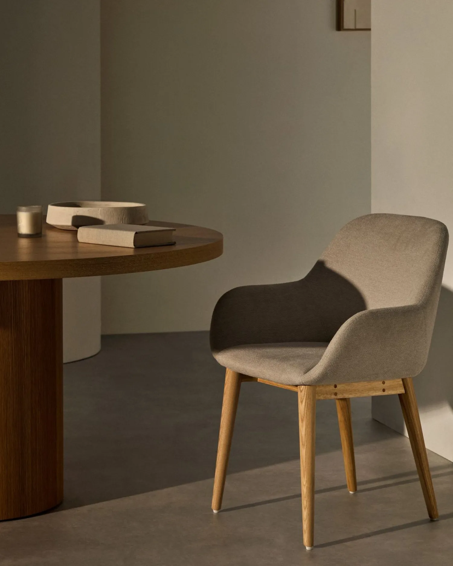 Eetkamerstoelen Met Armleuning-Kave Home Konna Essenhout Eetkamerstoel Creme, Naturel
