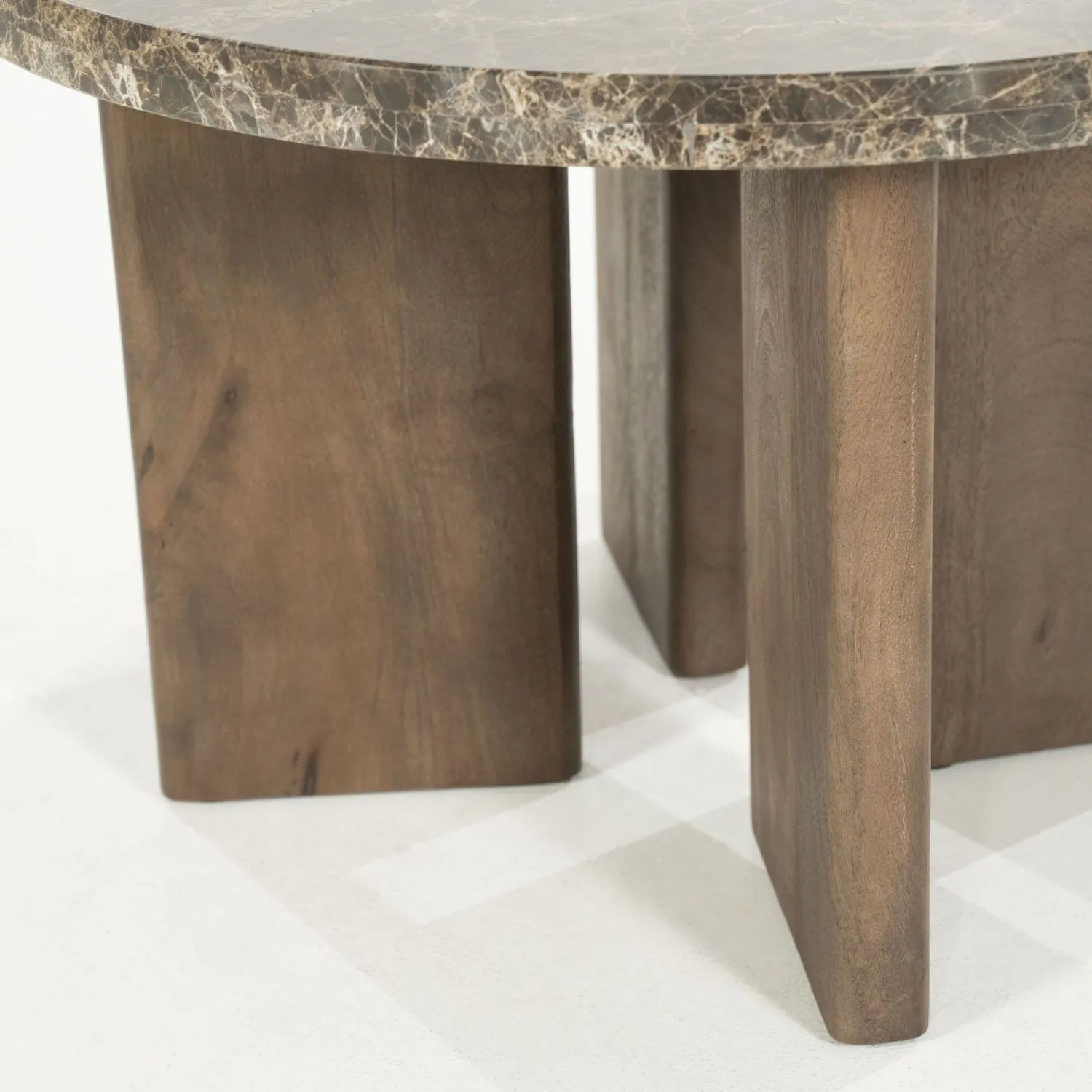 Marmeren Salontafels|Ronde Salontafels-Eleonora Lando Salontafel Bruin