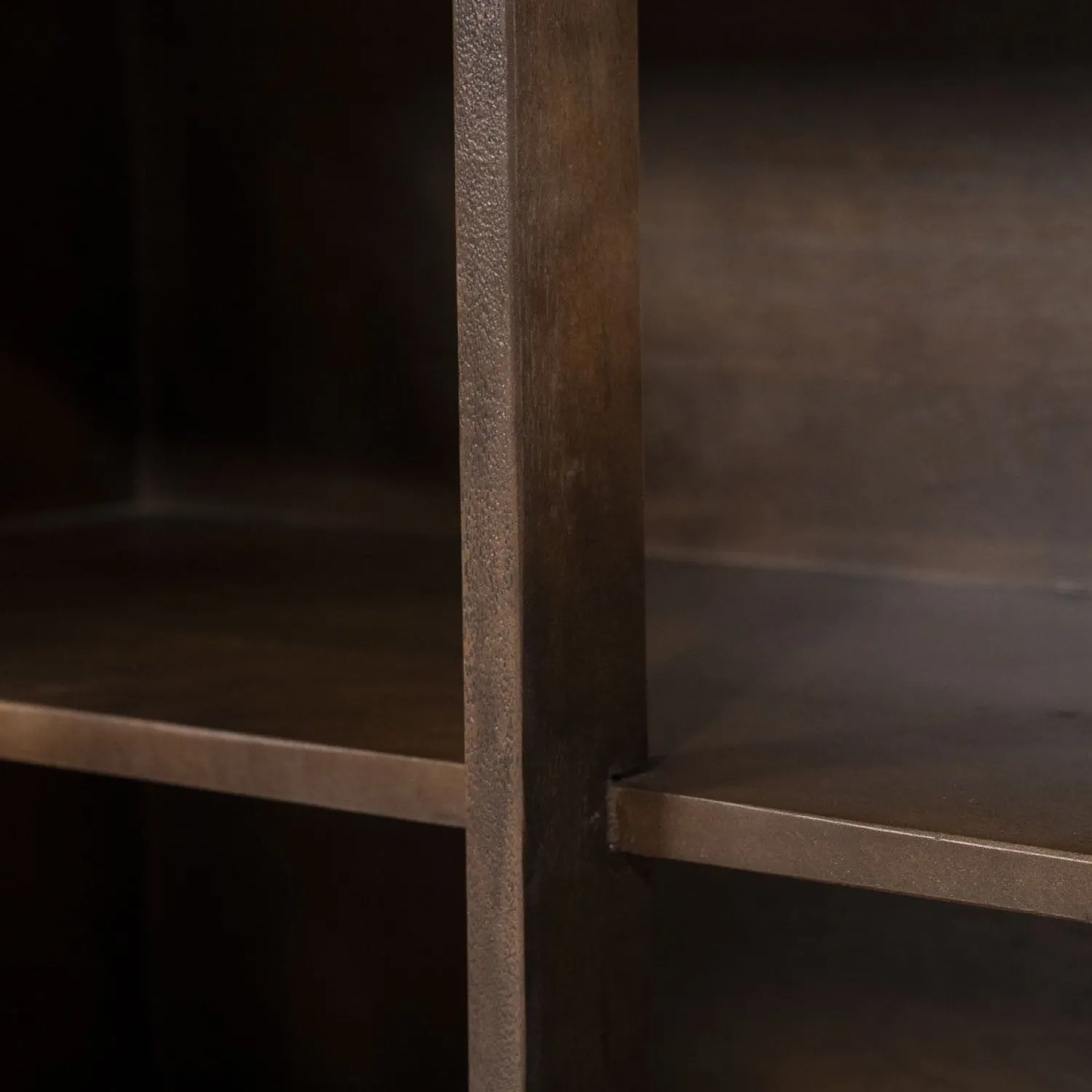 Dressoirs-Eleonora Lio Dressoir Bruin