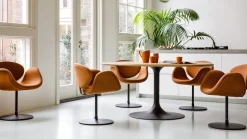 Design Stoelen|Eetkamerstoelen Met Armleuning-Artifort Little Tulip Eetkamerstoel Oranje