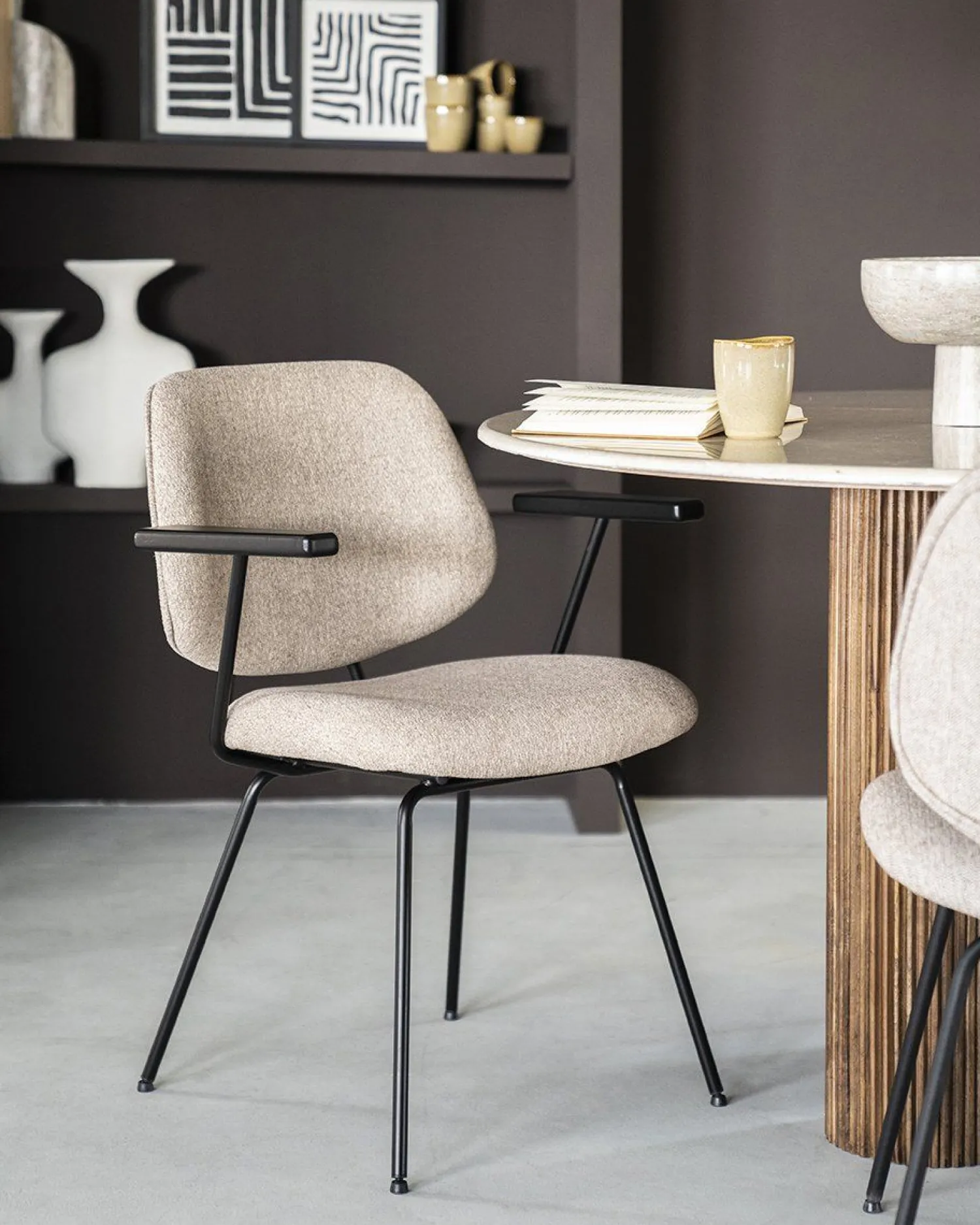 Eetkamerstoelen Met Armleuning-Eleonora Lynn Armstoel Grijs